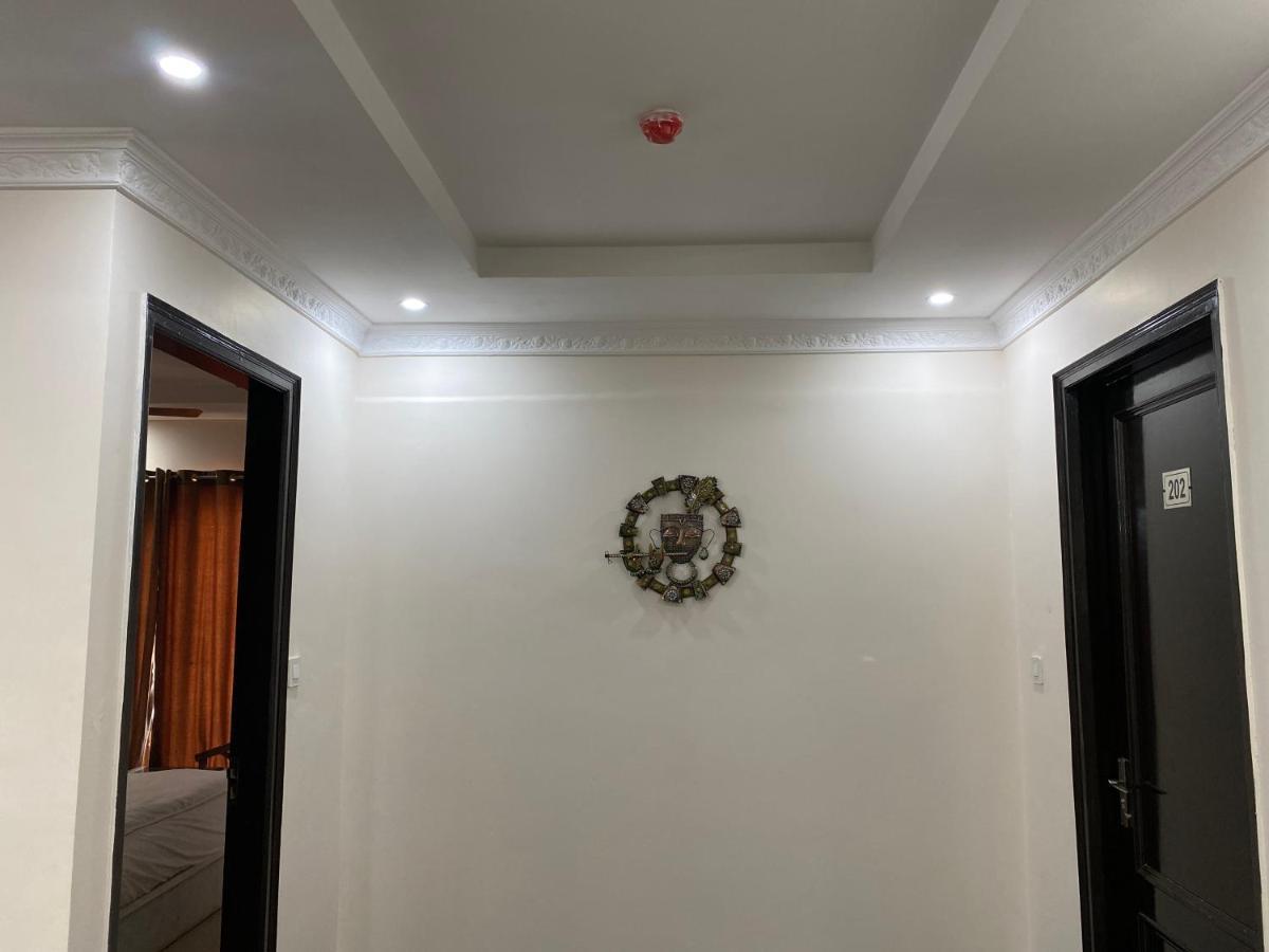 S.R Plaza Hotel Khurja Exterior foto